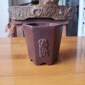 Mini handmade hexagonal bonsai pot palm sketch flower pot Yixing purple sand ancient red retro unglazed flower pot succulent planter
