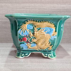 Maceta cuadrada con relieve de dragón pintado en forma de nube, maceta para bonsái de Yixing con esmalte verde craquelado, maceta para bonsái con flores, plantas verdes, jardinería, exposición de bonsáis.