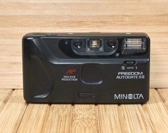 Vintage Minolta Freedom Autodate SII 35mm AF Film Camera, red-eye reduction,  Made in Taiwan