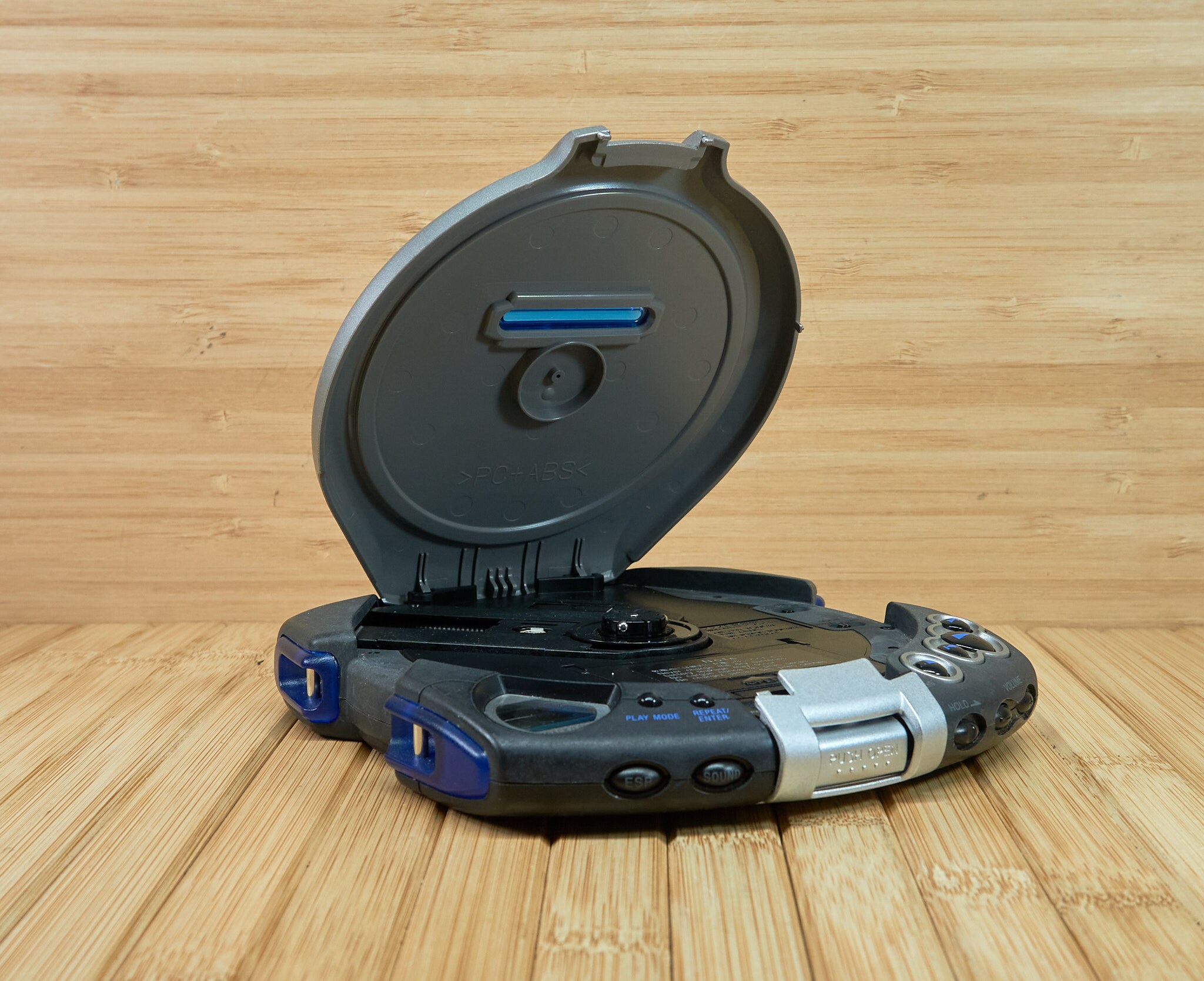 ソニー D-120 ディスクマン SONY ブラック CDコンパクト