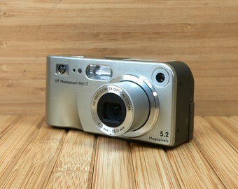Vintage HP Photosmart M417 5.2MP Digital Camera, with 3x Optical Zoom