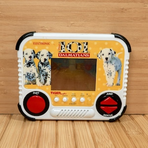 VERY RARE VINTAGE 1996 MASKED RIDER LCD HANDHELD GAME TIGER NEW