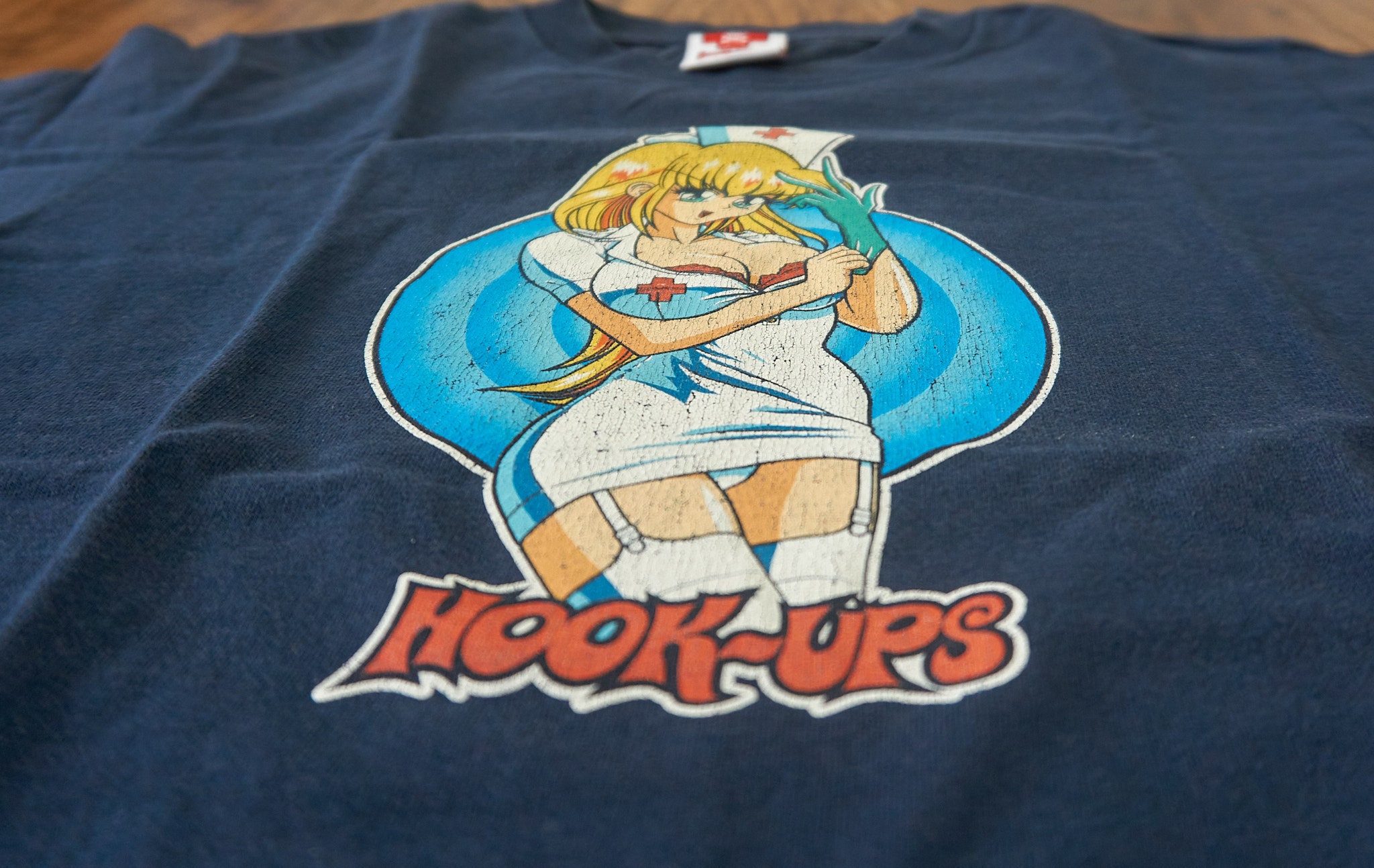 Vintage 90s HOOK-UPS Nurse Girl Daisy Navy Blue T-shirt, Size S 