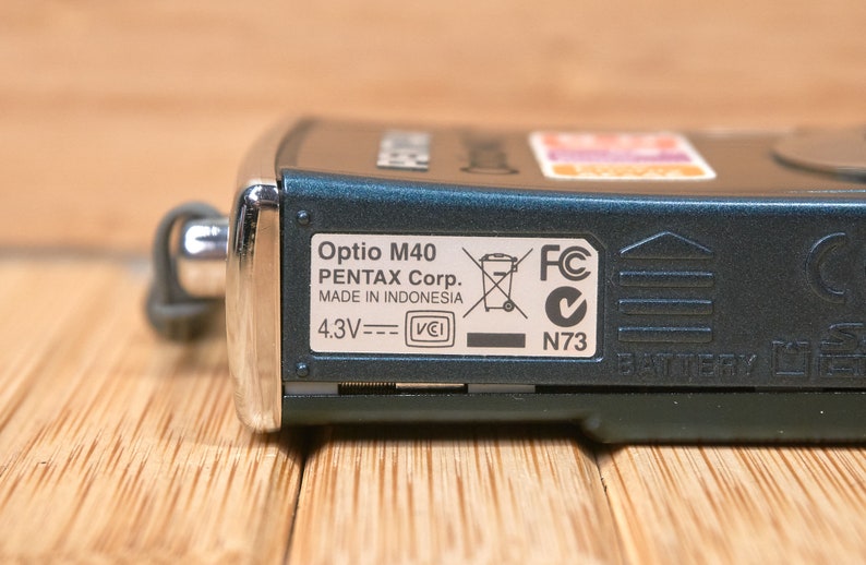 Pentax Optio M40 8.0MP Digital Camera, 3x Optical Zoom, Green image 8