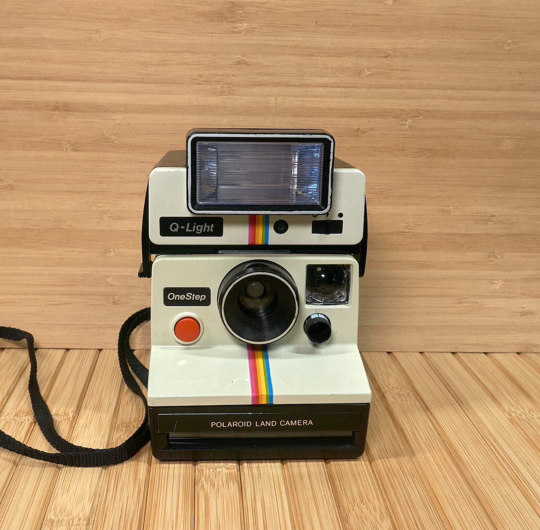 Vintage Polaroid One Step Land Camera With Q Light Flash Etsy