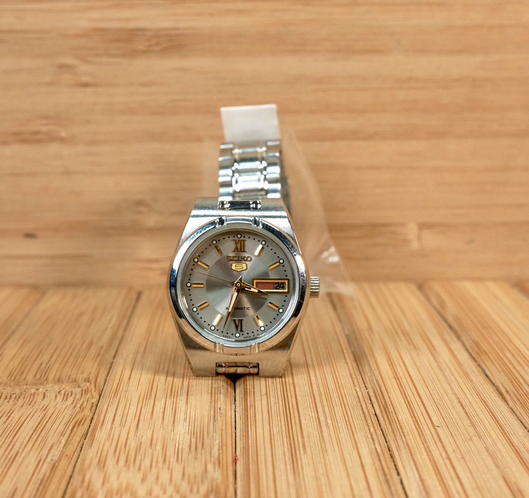 Seiko 5 Automatic 4207-02C4 R 2 Women's Watch With Box, Mcdonald's