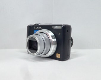 Panasonic Lumix DMC-LZ7 7.2MP  Digital Camera, 6x Optical Zoom, MEGA O.I.S. Optical Image Stabilizer, Black