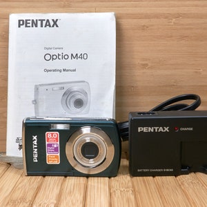 Pentax Optio M40 8.0MP Digital Camera, 3x Optical Zoom, Green image 2