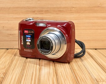 Kodak EasyShare C195 14MP 5X Optical Zoom Digital Camera (Red)