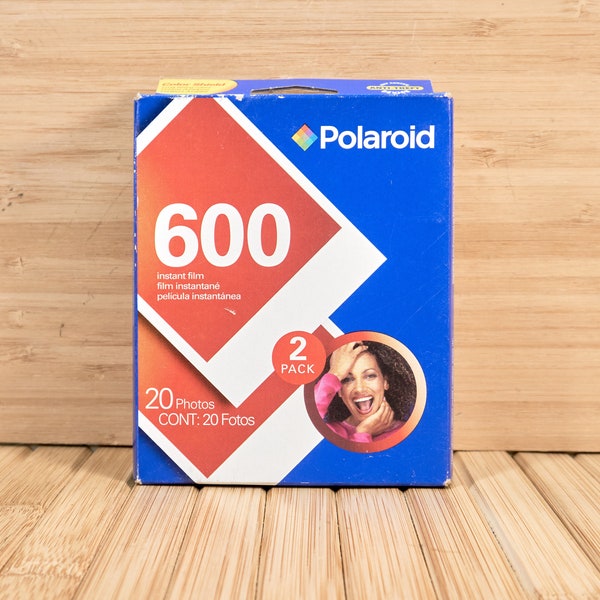 Polaroid 600 Instant Film, 2 pack 20 Photos, Expired 07/05, New and Unopened