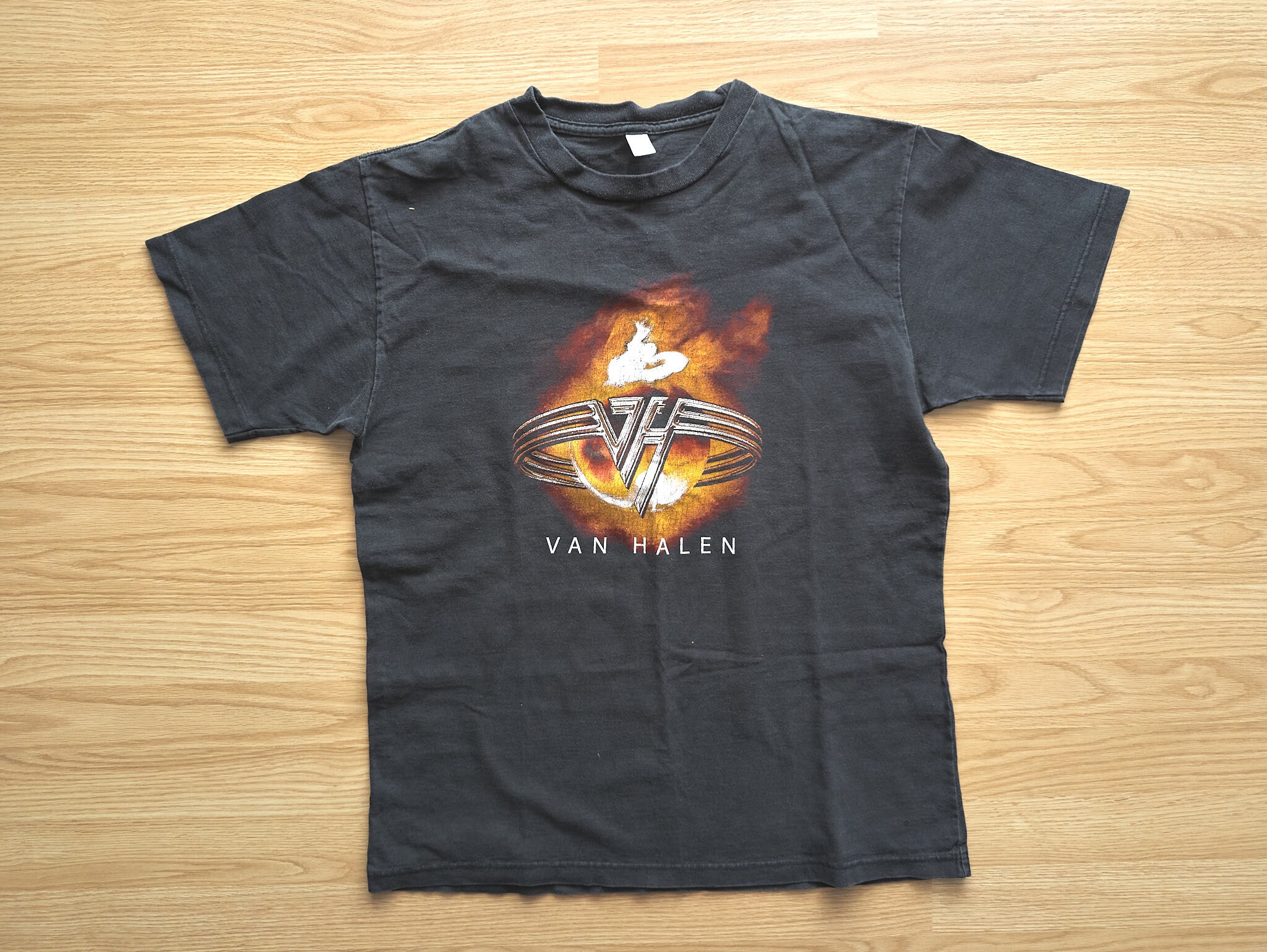 Amazon.com: Van Halen T Shirt Original Band Logo Official