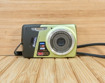 Kodak EasyShare M530 12 MP Digital Camera, 3x Wide Angle Optical Zoom