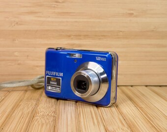Fujifilm Finepix AV140 12 MP Digital Camera, With 3X Optical Zoom 