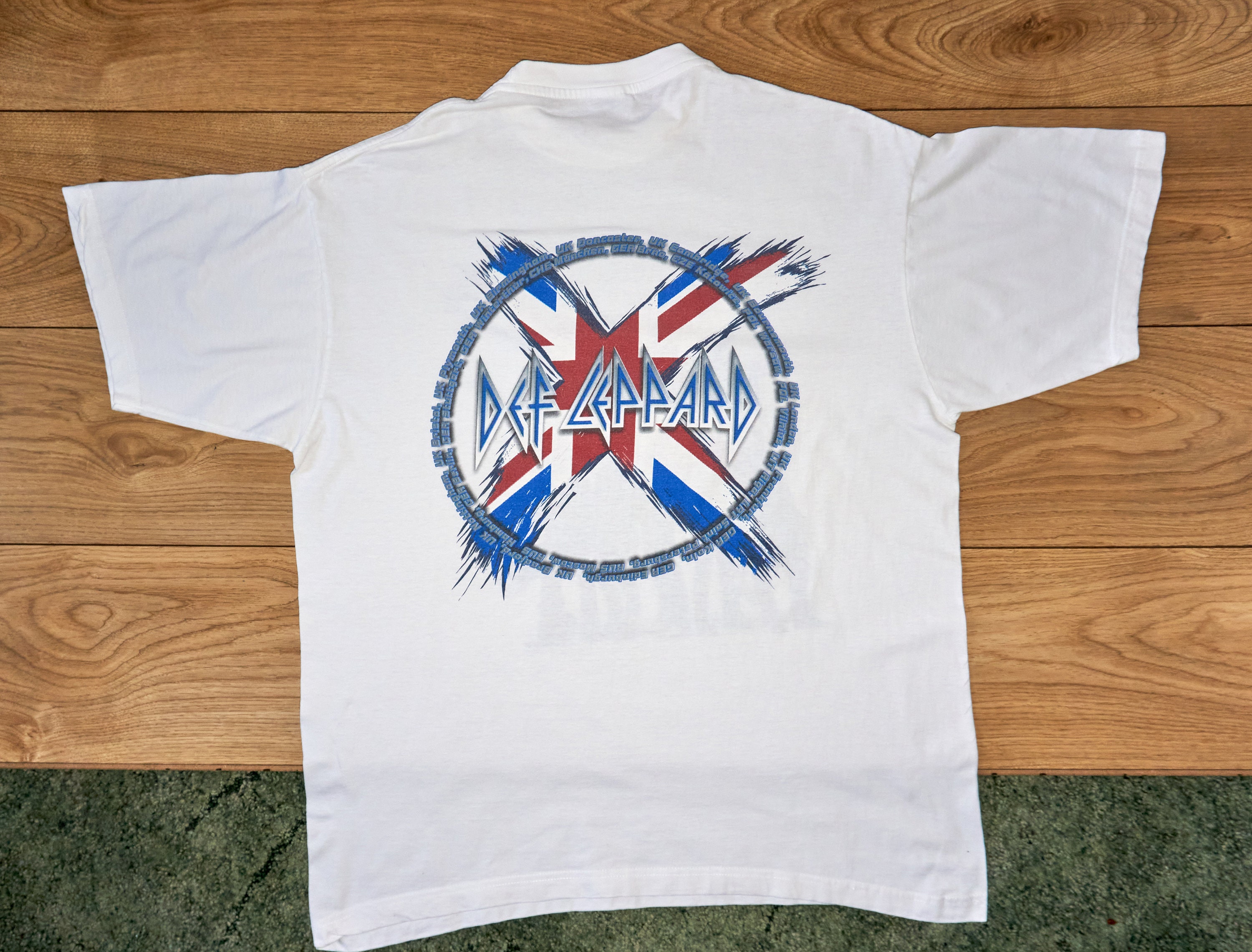 def leppard tshirt