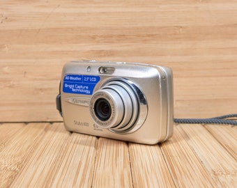 Olympus Stylus 600 6 MP Digital Camera, 3x Optical Zoom, Image stabilization, silver