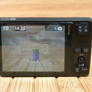Kodak Easyshare M1033 10 MP Digital Camera with 3xOptical Zoom Bronze image 3