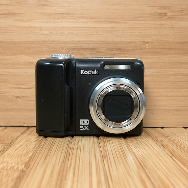 Kodak EasyShare Z1485 14MP Digital Camera with 5x Optical Zoom, Image Stabilized