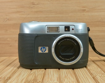 Vintage HP Photosmart 720 Digital Camera, 3.3MP 3x Optical Zoom
