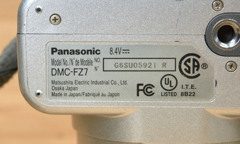 Panasonic Lumix DMC-FZ8 7.2MP Digital Camera, 12x Optical Zoom, Image Stabilization, Made in Japan image 6