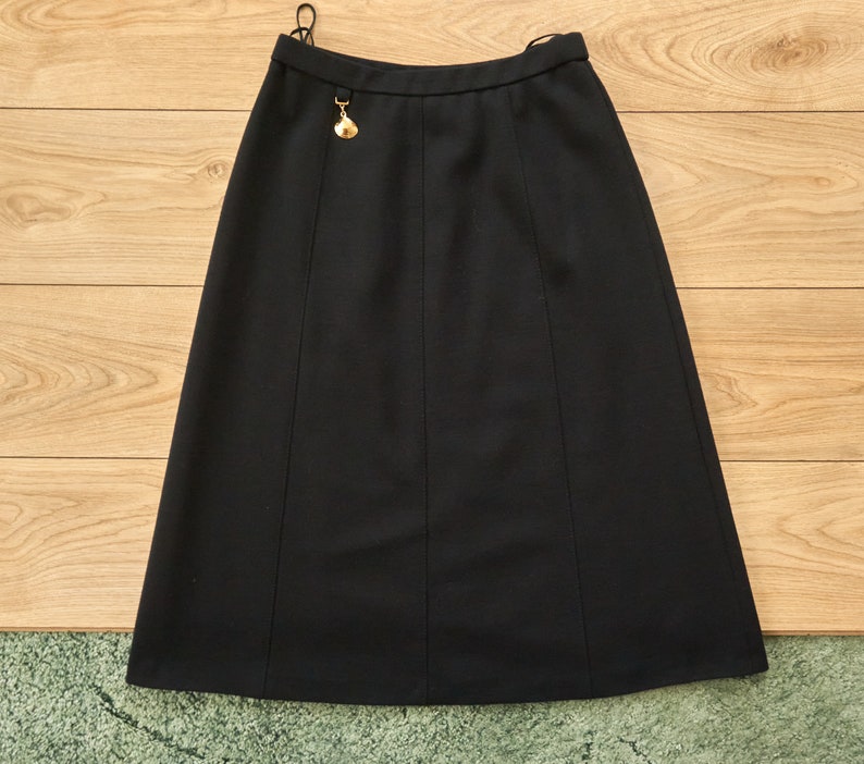 Made in West Germany 80s Wool ARA Modell A-line Knit Black Skirt Size M Midi Vintage