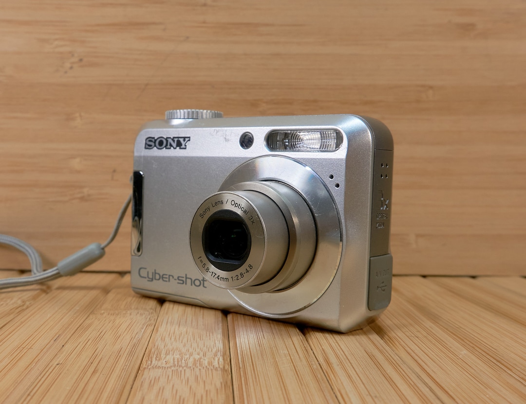 Sony Cybershot DSCS650 7.2MP Digital Camera, With 3x Optical Zoom Etsy