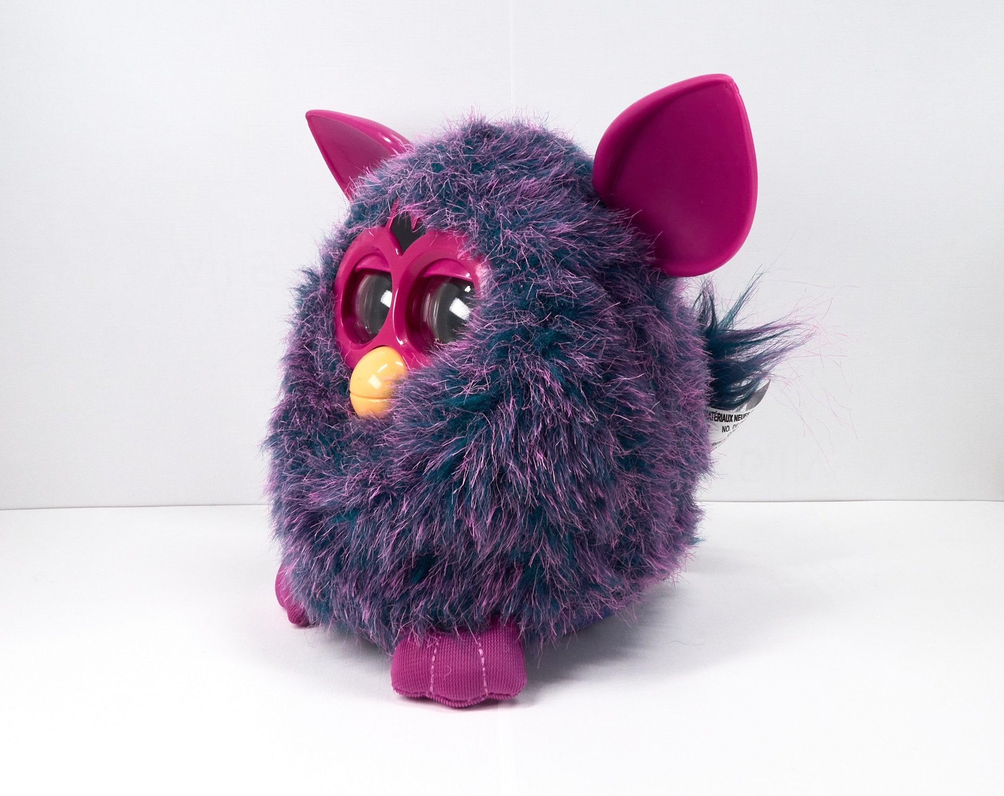 FURBY VIOLET ET ROSE EN PELUCHE INTERACTIF 16 CM VINTAGE HASBRO 2012