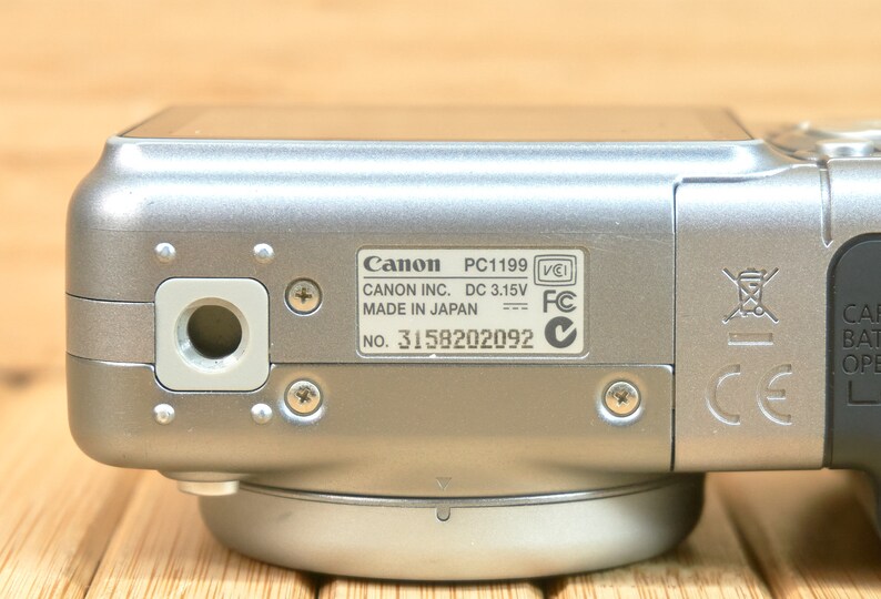 Canon PowerShot A710 7.1 MP Digital Camera, with 6X Optical Zoom, Made in Japan image 7