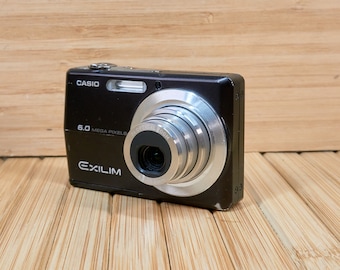 Casio EXILIM EX-Z600 6MP Digital Camera, 3x Optical Zoom, Black