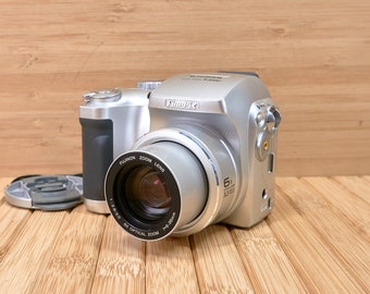 Fujifilm Finepix S3000 3.2MP Digital Camera, with 6x Optical Zoom, Made in Japan