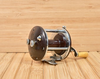 Vintage Penn Peer No 209 Fishing Reel, Made in USA 