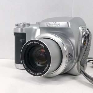 Fujifilm Finepix S3000 3.2MP Digital Camera, with 6x Optical Zoom, Made in Japan image 2