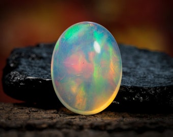 9.31 Ct Natural Ethiopian Opal Oval Shape, High Quality Opal Cabochon, Natural Ethiopian Opal, Opal Making Jewelry, 16x12x8 mm Crystal Opal