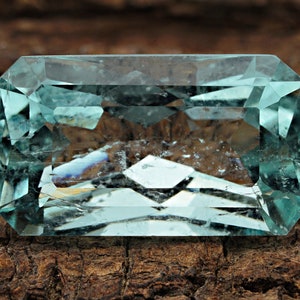 10.05carat Aquamarine Rectangle Shape Loose Gemstone Faceted Gemstone AAA Quality Huge Aquamarine  Loose Gemstone 10x17 mm