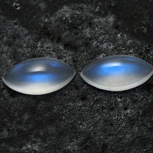 Natural Rainbow Moonstone Cabochon: Marquise Gemstone (5x10 mm)