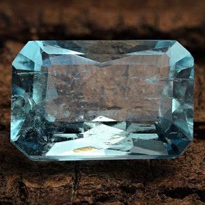 5.10  carat Aquamarine Rectangle Shape Loose Gemstone Faceted Gemstone AAA Quality Huge Aquamarine  Loose Gemstone 9x13 mm