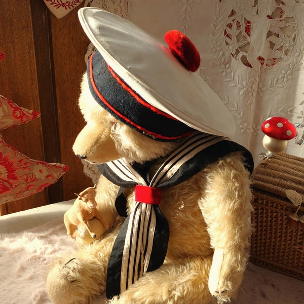 Authentic Antique French 1900s Sailor Hat + Vintage Sailor Collar// Shabby chic collection costume for Disguise/Mannequin/Steiff teddy bear