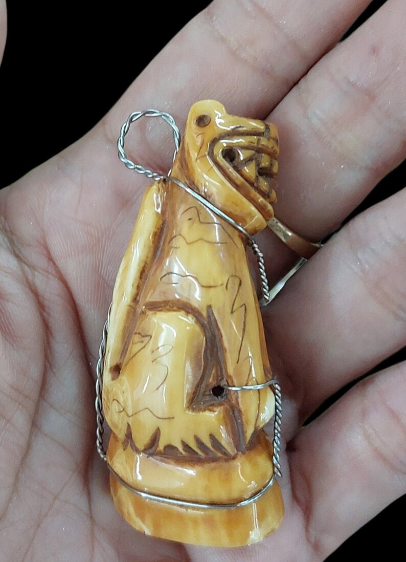 Antique Sitting Tiger Carved Thai Amulet Real Blessing Statue Po Antique Sitting Tiger Carved Thai Amulet Real Blessing Statue Po