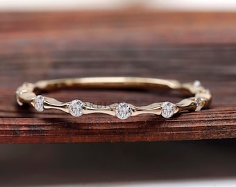 Nowoczesny styl minimalistyczny pierścień bambusowy, 14-karatowy solidny złoty pierścionek Moissanite Stacking Wedding Band dla kobiet, delikatny cienki złoty pierścionek inspirowany naturą