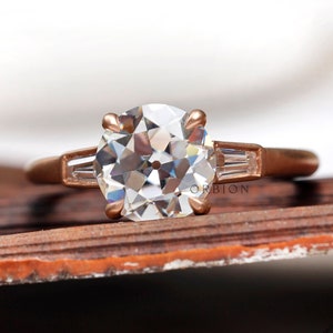 1.91CT Brilliant Round Cut Moissanite Rose Gold Ring, Side Tapered Baguette 3 Stone 14K Gold Engagement Ring, Unique Wedding Ring For Her