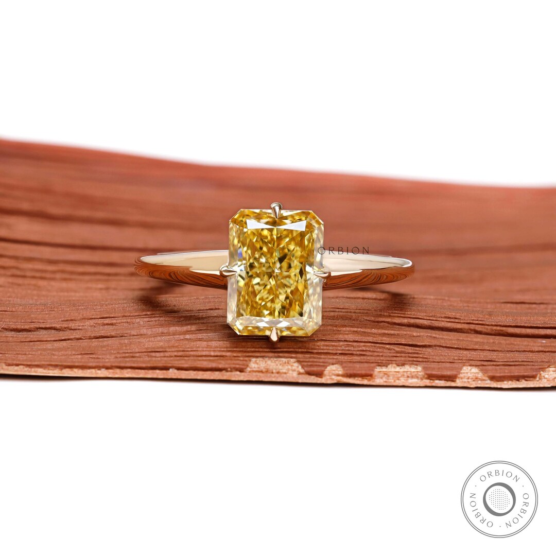 9.4 X 7 MM Fancy Yellow Crushed Ice Radiant Cut Lab Diamond Compass ...