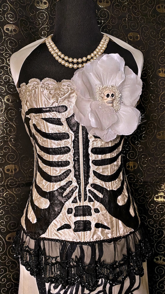 green emerald velvet dress Full Sleeve Skeleton Dress