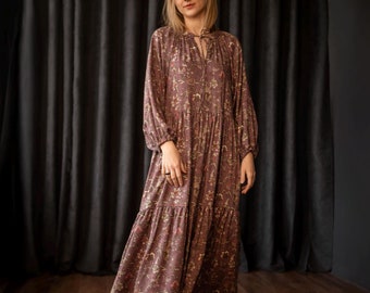 Vestido midi floral boho com camadas para festa, look vintage cottage core para as festas de fim de ano, vestido retrô, look de aniversário fairycore