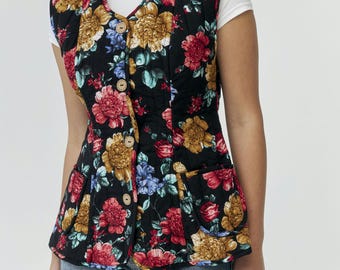 Floral Vest With Pockets and Buttons, Quilted Folk Waistcoat With Flower Print, Sleeveless Jacket, Gift for Mother