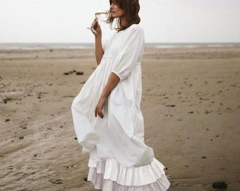 Fantazyjna suknia ślubna w stylu cottagecore, zwiewna suknia ślubna w stylu boho, strój panny młodej w stylu boho vintage