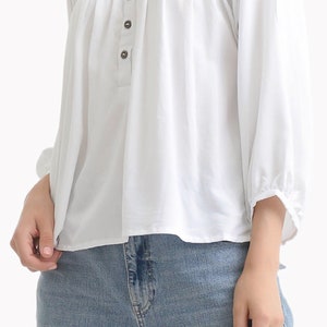 Office style white blouse, Cotton comfy blouse, Loose Fitting Blouse, Feminine Blouse, Minimalist Blouse, White Cotton Blouse, Resort Wear zdjęcie 5