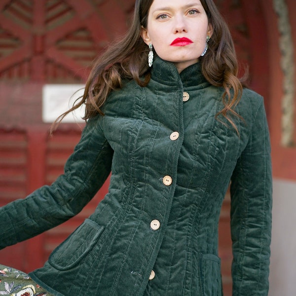 Emerald quilted velvet jacket for women, vacation velour jacket, resort jacket, samtmantel damen, mantel samt, samtjacke damen, gift for mom