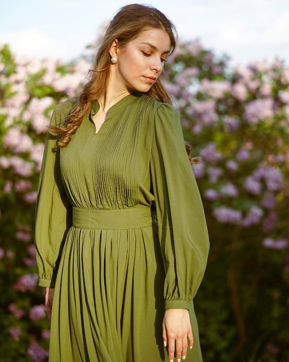 Romantic Green Puff Sleeve Dress, Vintage Inspired Prom Dress, Summer Fairy Garden Party Dress, Bridesmaid Gown Romantic Green Puff Sleeve Dress, Vintage Inspired Prom Dress, Summer Fairy Garden Party Dress, Bridesmaid Gown