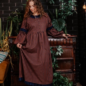 Warmes Frühlings Kleid mit Passe und Puffärmeln, Flanell Midi Retro Fairycore Kleid, Kariertes Raffung Kleid, Cottagecore kariertes Kleid Bild 1