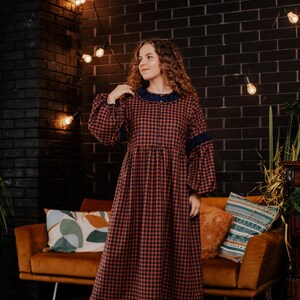 Warmes Frühlings Kleid mit Passe und Puffärmeln, Flanell Midi Retro Fairycore Kleid, Kariertes Raffung Kleid, Cottagecore kariertes Kleid Bild 8