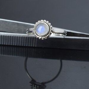 Rainbow Moonstone Gemstone Ring,Boho Ring 925-Sterling Silver Ring,Antique Silver Ring Small Stone Ring,Ring Finger Ring Gift Item Ring